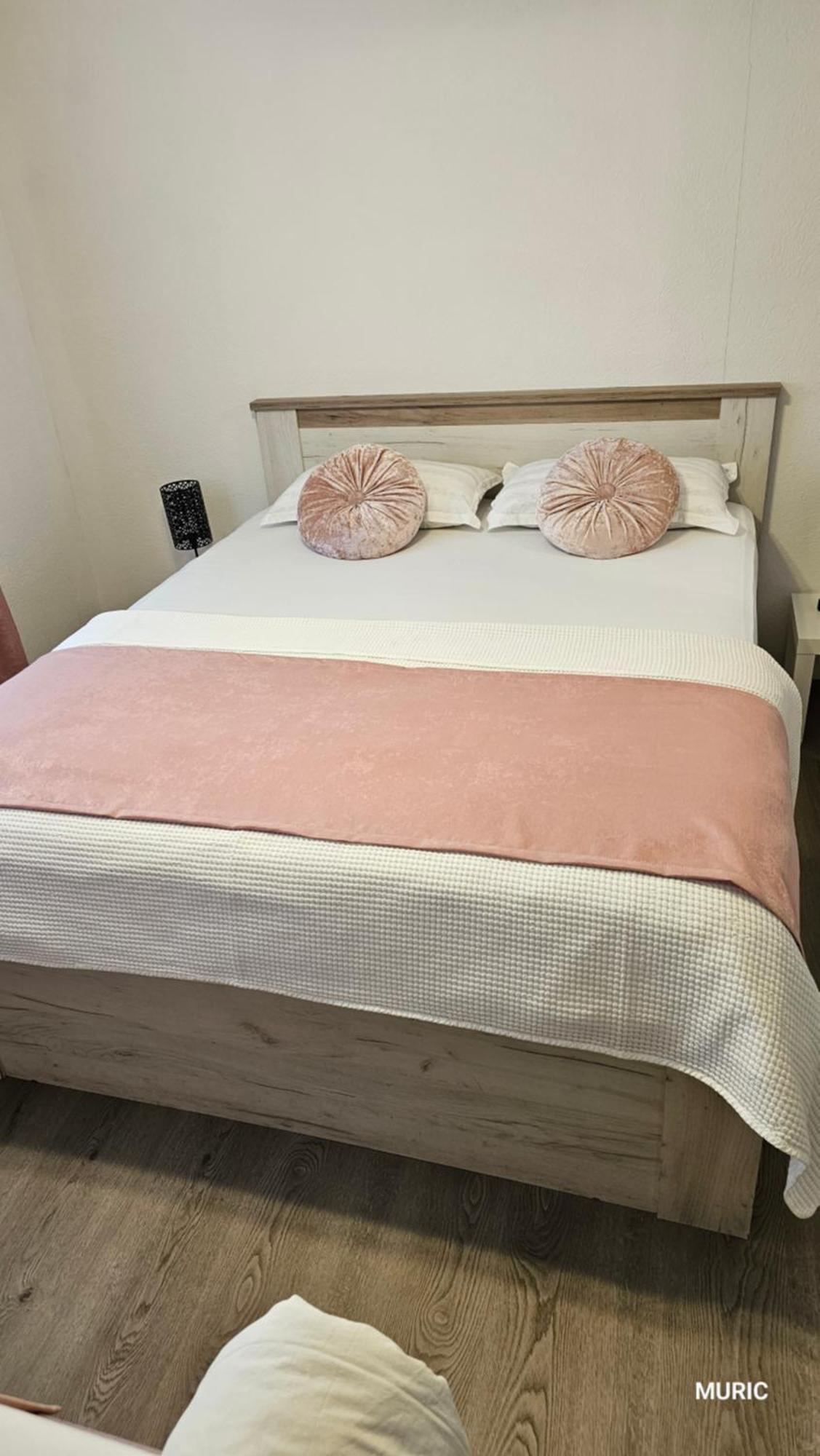 Apartmani Muric Ljubljana Ngoại thất bức ảnh